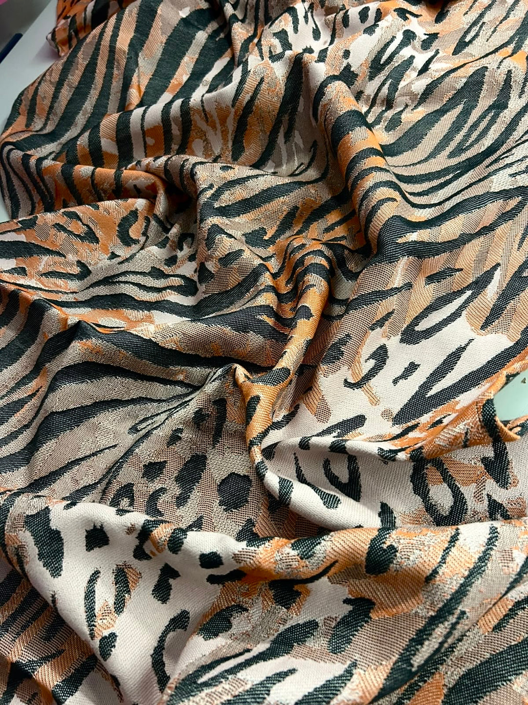 Junglefari Mira