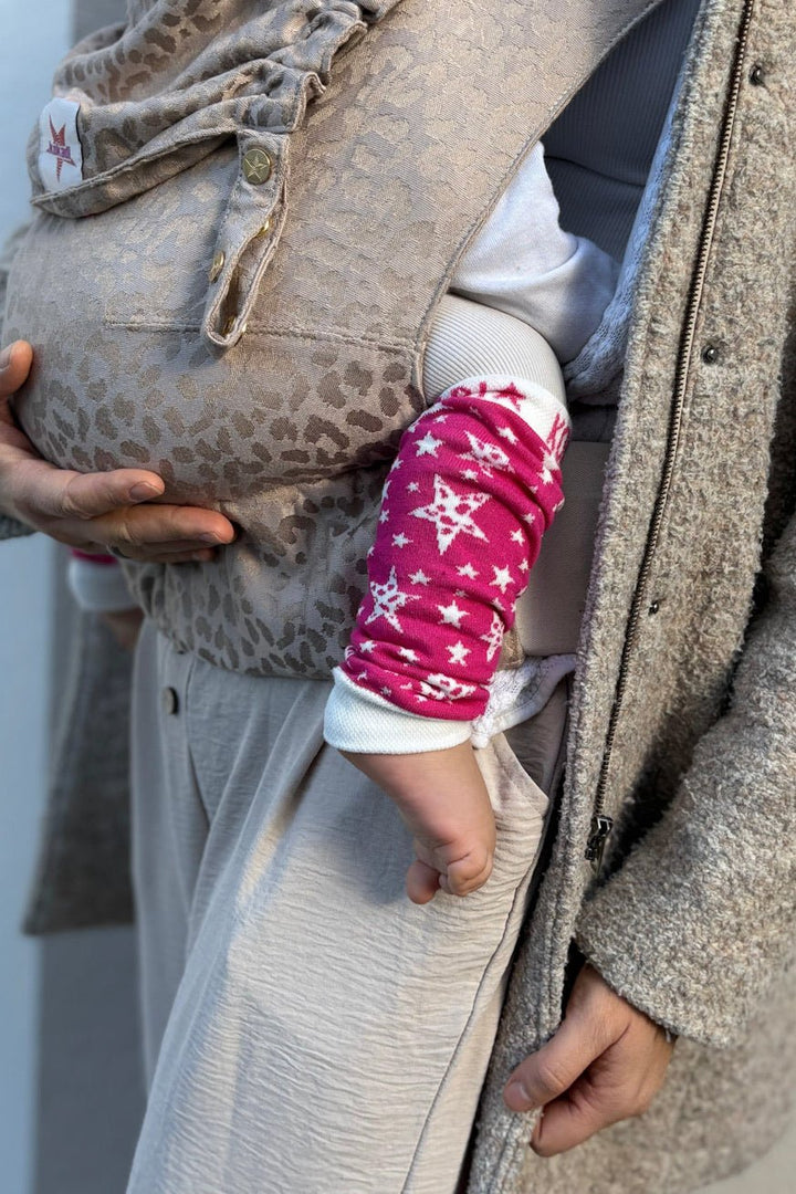 Menottes de portage Lion Etoiles Fraise - KOKADI