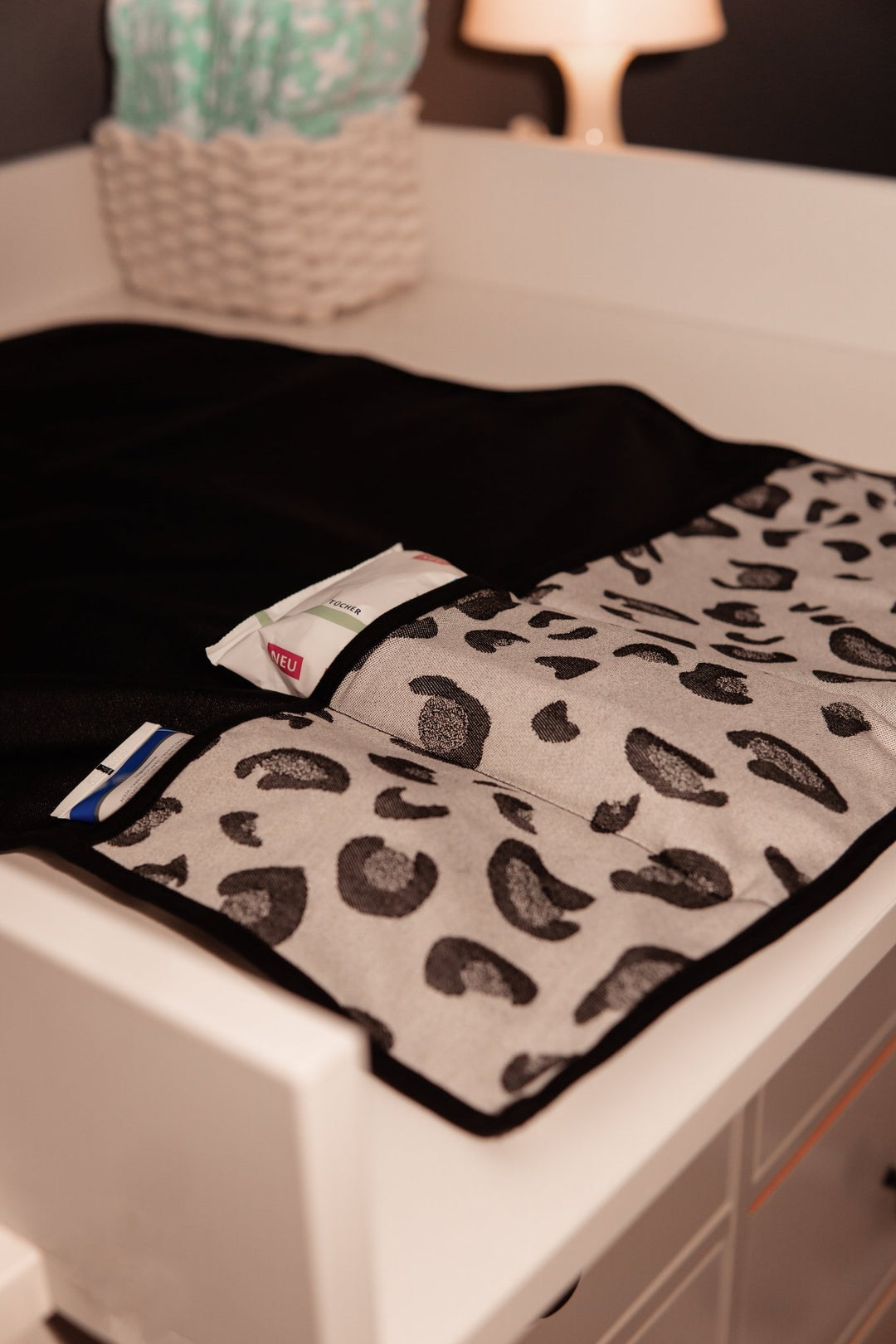 Matelas à langer Safari Monochrome - KOKADI