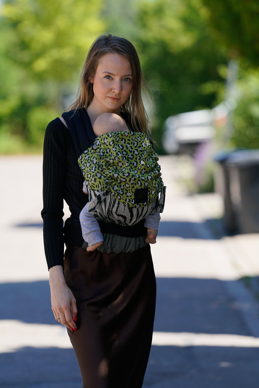Baby Carrier TaiTai Wild motherhood Juicy Lemon