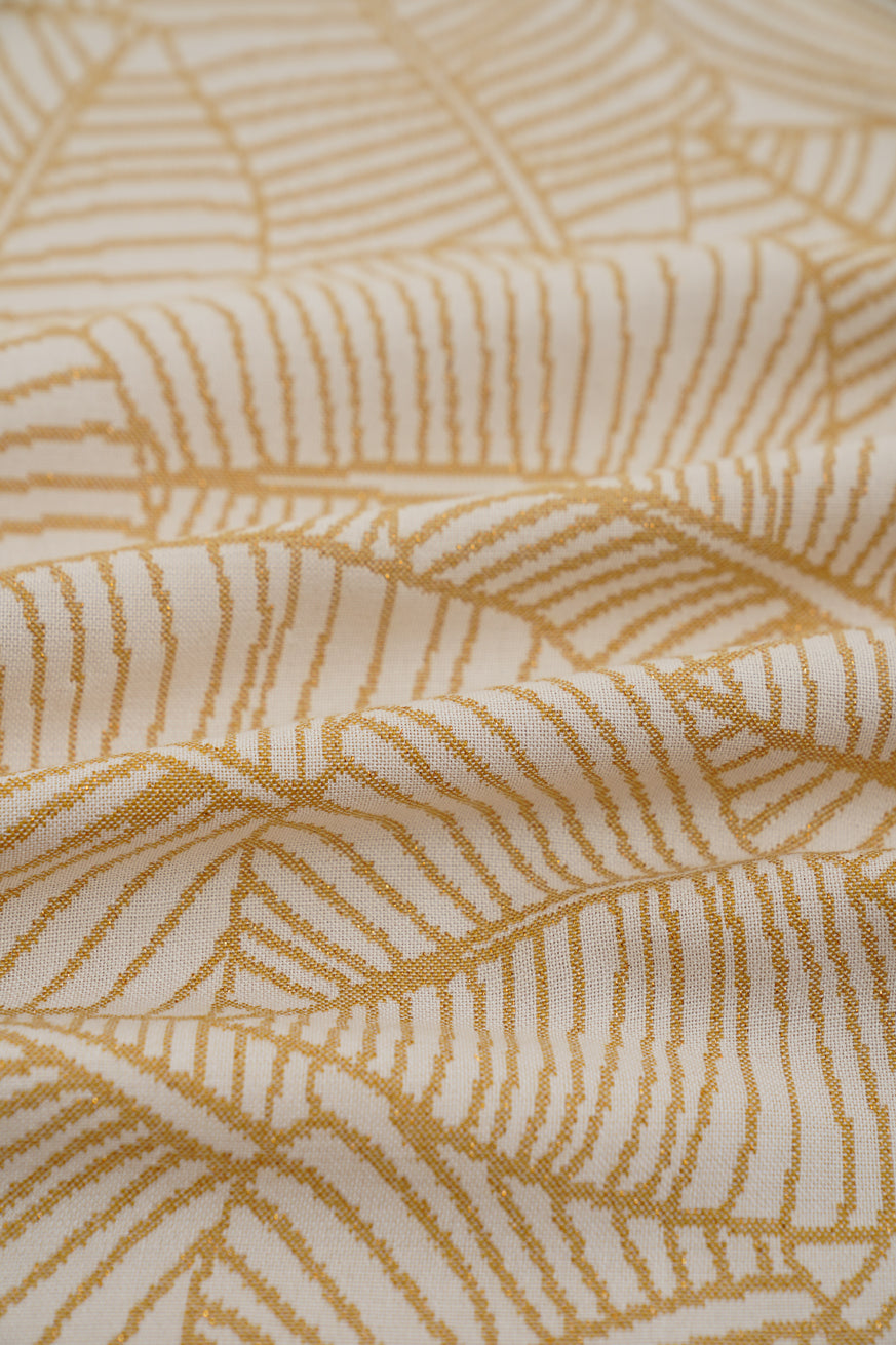 Cuddly cloth/scarf golden leaves